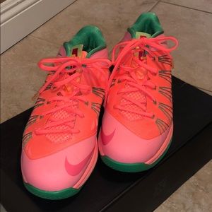 Worn once on an inside court LeBron X Low